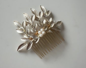 Pearl Hair Comb | Freshwater Pearl Hairpiece | Gold Leaf Hair Comb | Pearl Bridal Headpiece | Petite Hair Comb