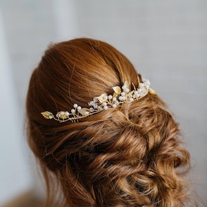 Boho Wedding Hair Vine | Flower Hair Vine | Bridal Hair Accessory | Hair Comb with Gold Leaves and Pearls  | Lucy