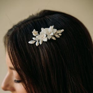 Bridal Floral Hair Comb | Wedding Flower Hair Comb | Flower Hair Piece | White Bridal Hair Comb | White Hair Piece for Bride | Paloma