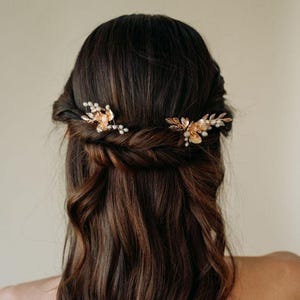 Gold Flower and Leaf Pearl Bridal Hair Comb | Set of Two Small Wedding Hair Combs, Bride Hairpiece, Elegant Pearl Hair Accessories | Finley