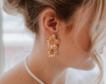 Boucles d'oreilles fleuries tendance | Boucles d'oreilles de mariage lustre floral bohème | Boucles d'oreilles fleuries surdimensionnées en or | Boucles d'oreilles de mariée en or | Madrid 50 %