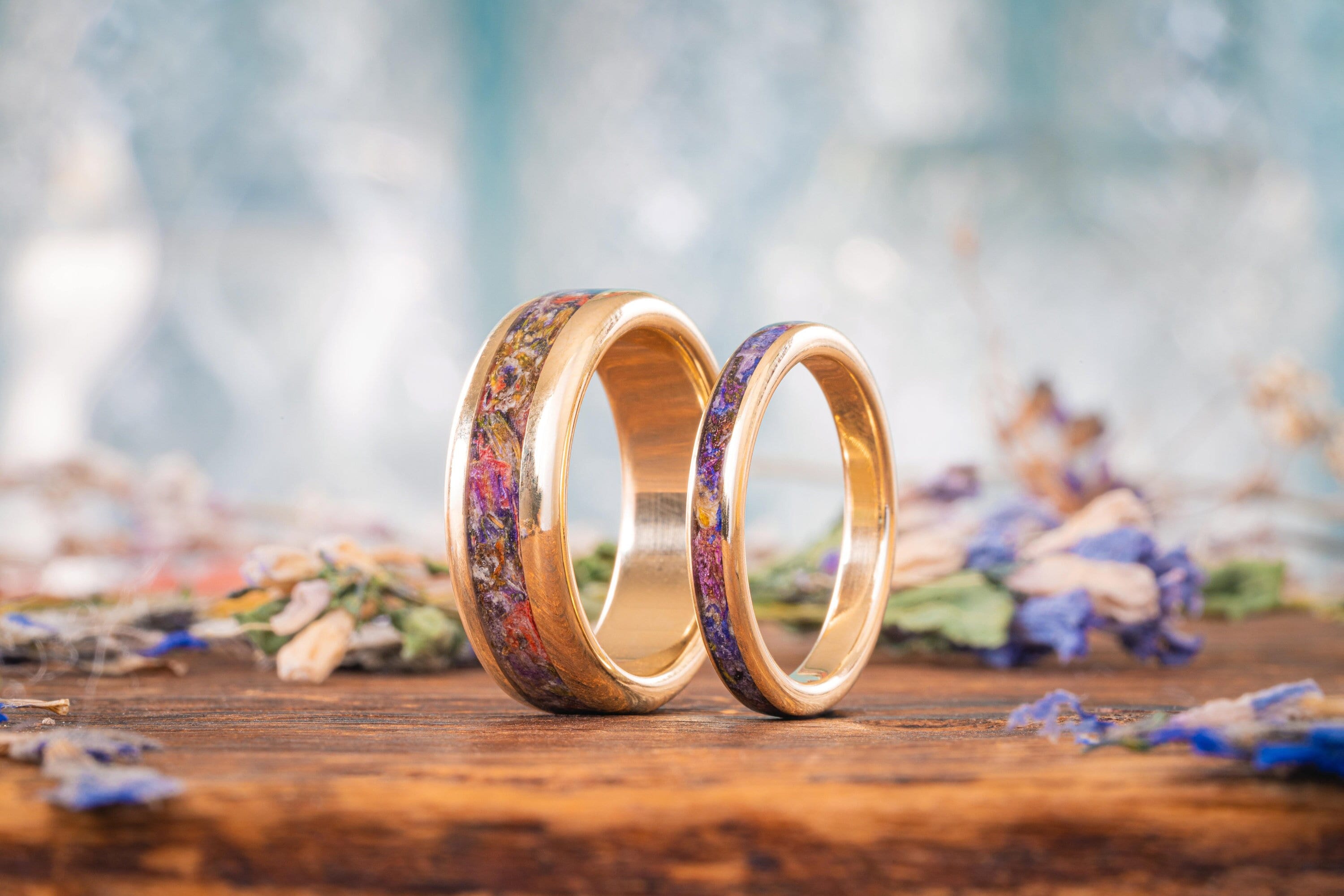 Customized Couple Kissing Wedding Rings Valentine Best Gift For Husban -  newsvips