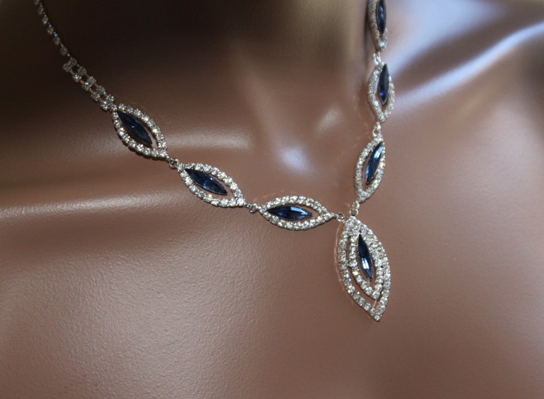 Bridal jewelry set, vintage inspired Navy blue rhinestone crystal ,Necklace with Earring, wedding jewelry set image 3
