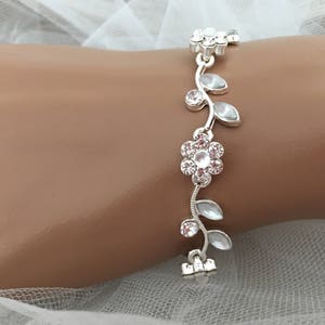 Flower Bridal Bracelet,Rhinestones Bracelet,Wedding Bracelet,Rhinestone Bracelet,Bridesmaids Jewelry, Vintage Inspired Bridal Bracelet, Even