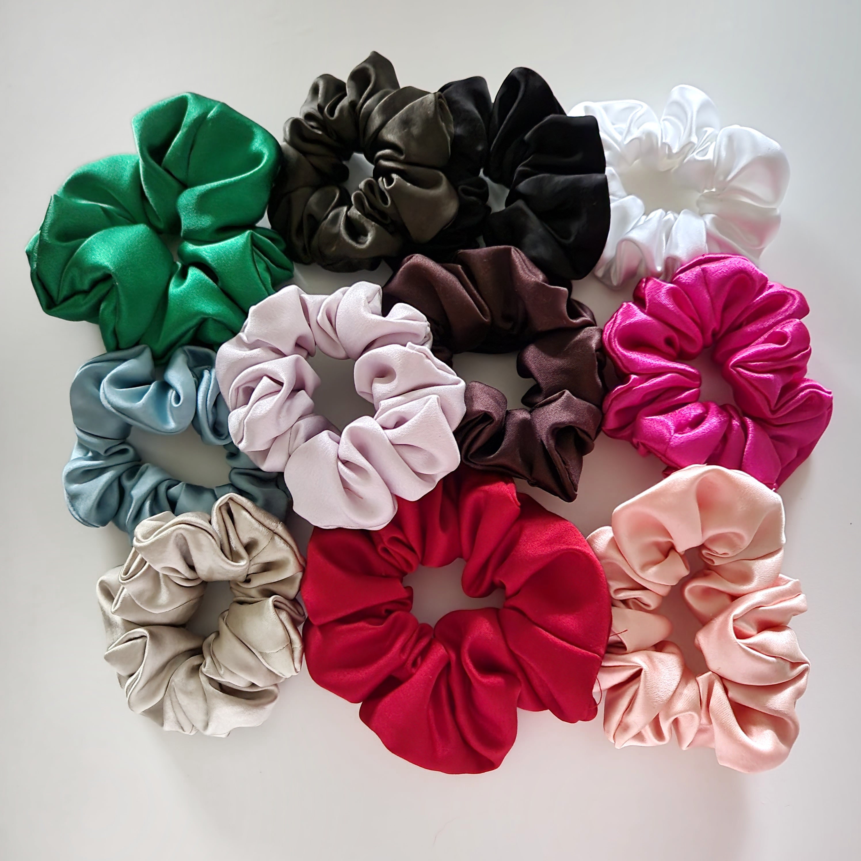Silk Hair Scrunchies Pink Green Set 24 pcs Party Favors Witch Accessories Amazon.com : Whaline 10Pcs St. Patrick main image 2