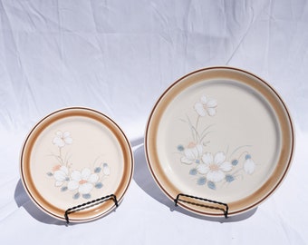 Hearthside Watercolors - Dawn Dinnerware Set - Set of 8  |  Vintage Dinnerware, Plate, Floral Plate