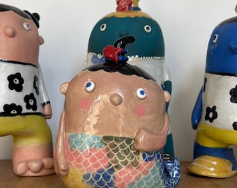 Handgemaakte keramische monsterfiguur voor kinderen, grappig cadeau voor ouders, speelse keramische kunst