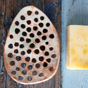 Rustic Soap Dish-Green Ceramic Soap Holder Handmade Soap Dish-Bathroom Decor