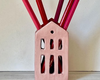 Handbuilt Ceramic Pencil Holder – Pink Terracotta Desk Organizer