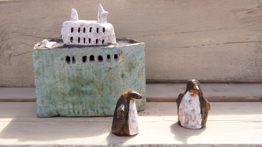 Toy Ship-Nautical Room Decor-Lake House Décor-Ceramics & Pottery