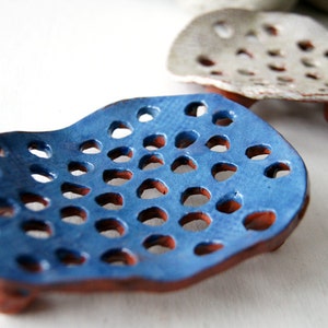 Handmade Ceramic Soap Dish – Deep Blue Draining Soap Holder