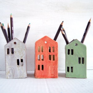 Teacher Appreciation Gift-Teacher Gift-Ceramic House-End of year teacher gift-Office-Desk-Pencil Holder