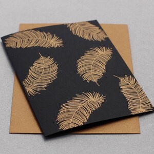 Tarjeta Negro y Oro - Pluma fina