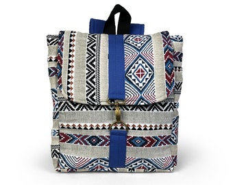Handcrafted Multicolor Backpack: Soft Velvet Feel, Rug  display picture 1