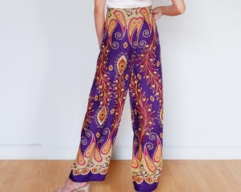 ボヘミアンレーヨンラップパンツ：ペイズリーピーコックフェザー