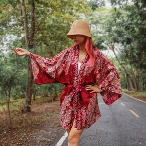 Red Boho Kimono - Feather Print