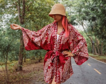 Red Boho Kimono - Feather Print