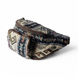 Aztec Print Fanny Pack, Geometric Tapestry Crossbody Bag for Travel