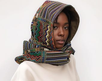 Handmade Houndstooth Hooded Scarf – Black & White Woven Fabric