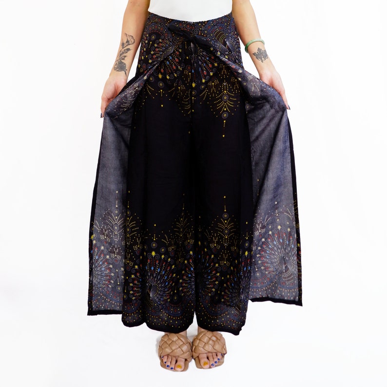 Pantalon palazzo bohème imprimé paon bleu marine, pantalon ouvert, pantalon de plage fluide, pantalon portefeuille confortable, pantalon de festival, pantalon de danse hippie Black