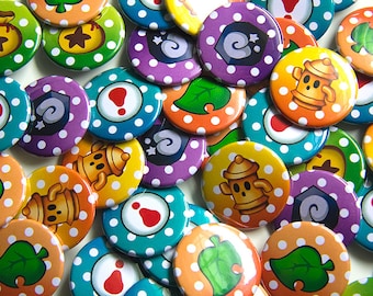 1.5 Inch Animal Crossing New Leaf / Wild World / New Horizons / Pocket Camp Villager's Items Buttons - 5 Button Set