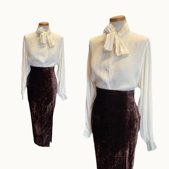 DOLCE&GABBANA- 90/00s Midi Velvet Skirt with Split