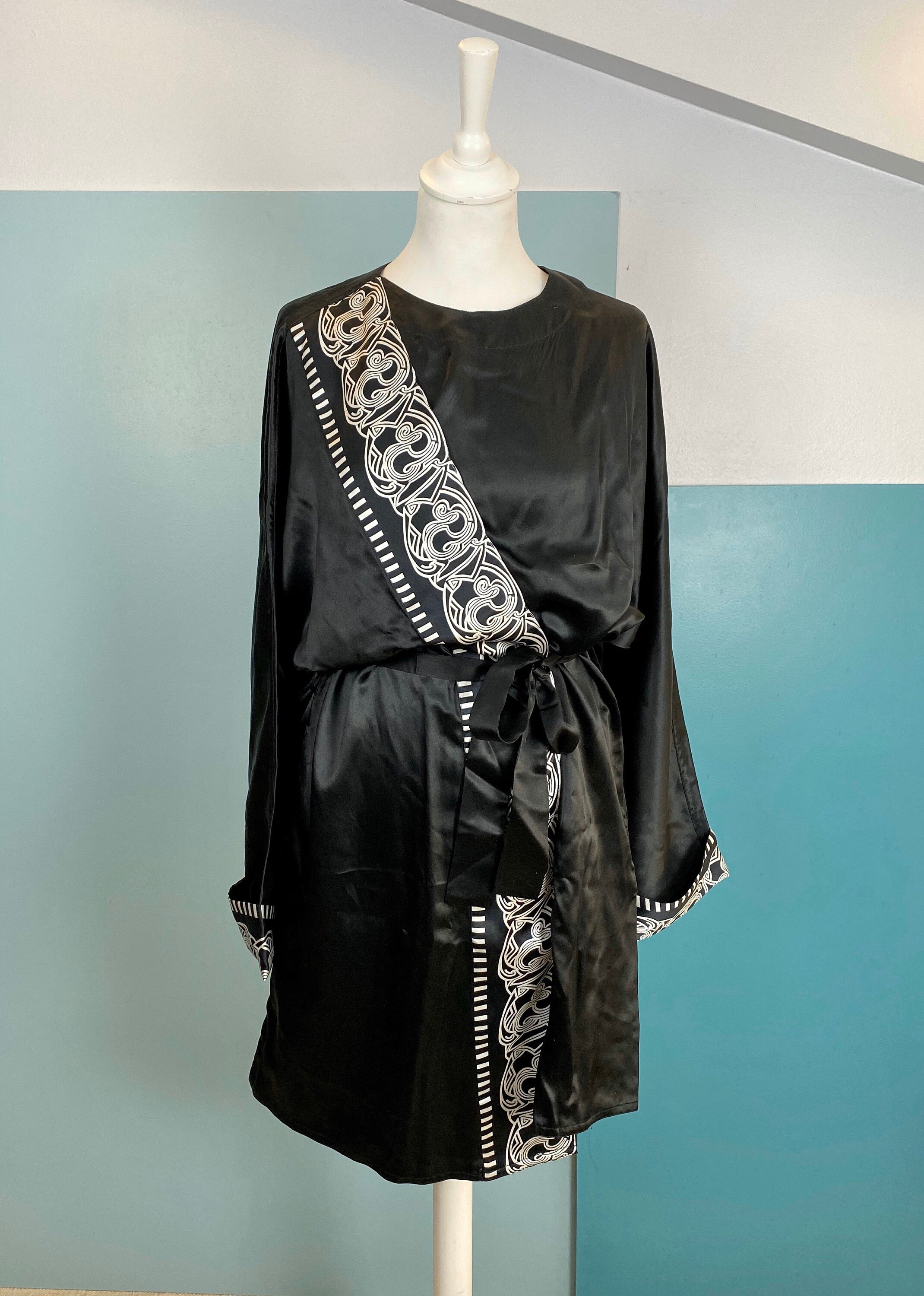 Size M/L GIANNI VERSACE 80/90s Silk Robe Etsy