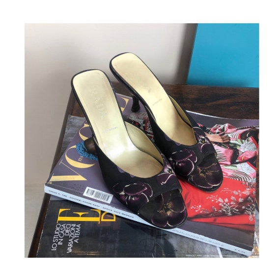 PRADA - 90s Prada Silk Mules - EU 38.5