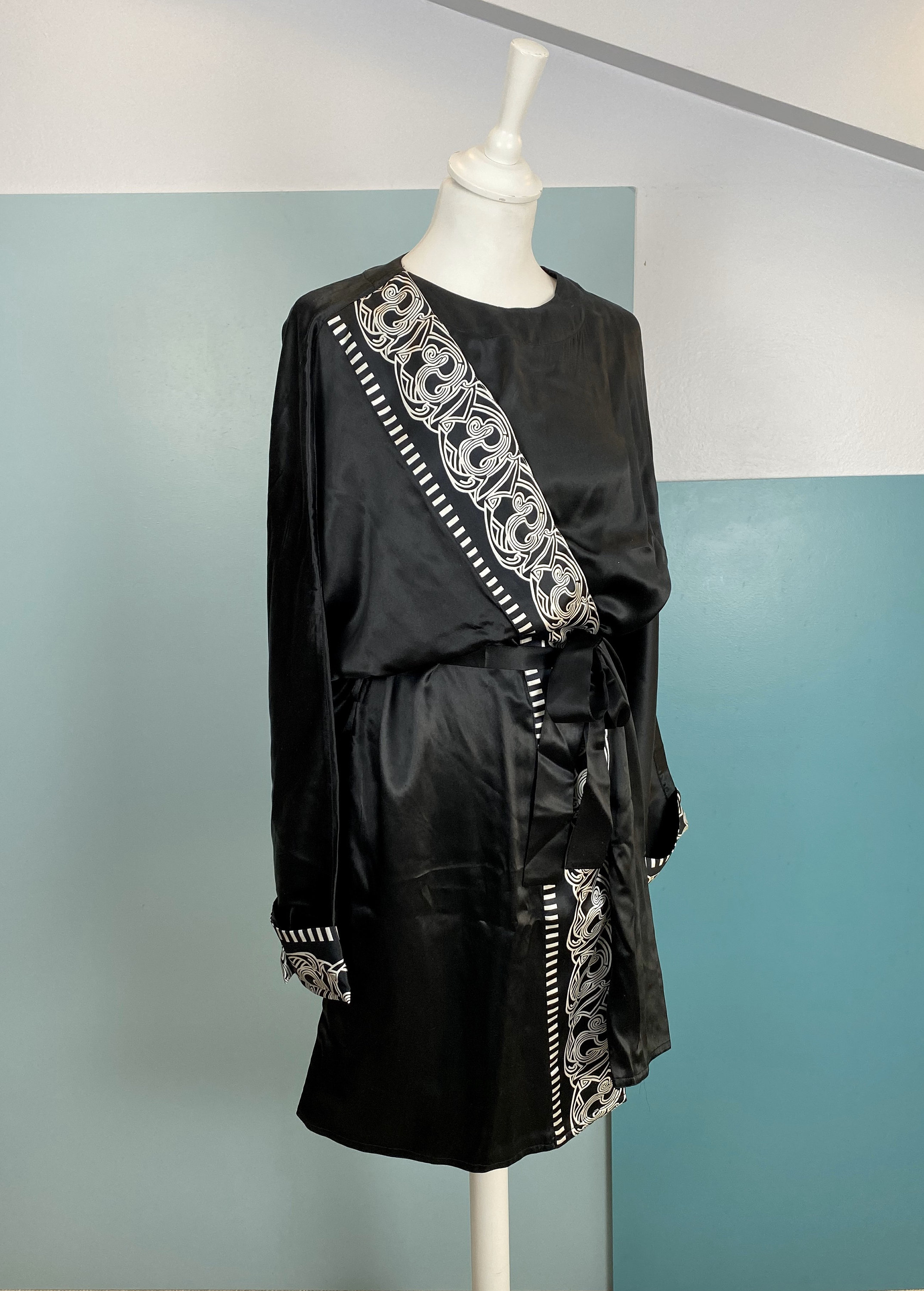 gianni versace robe