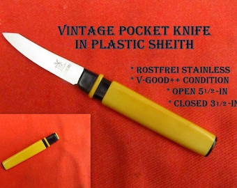 Vintage 2Pc. Rostfrei Bladed Knife Assembled from Plastic Sheath V-good++ Condition
