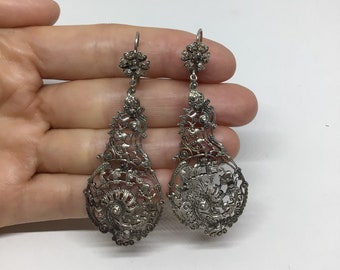 Vintage earrings, silver and marquesites, Art Deco, 1930/Vintage Art Deco silver andmarcasite earrings, 1930s.