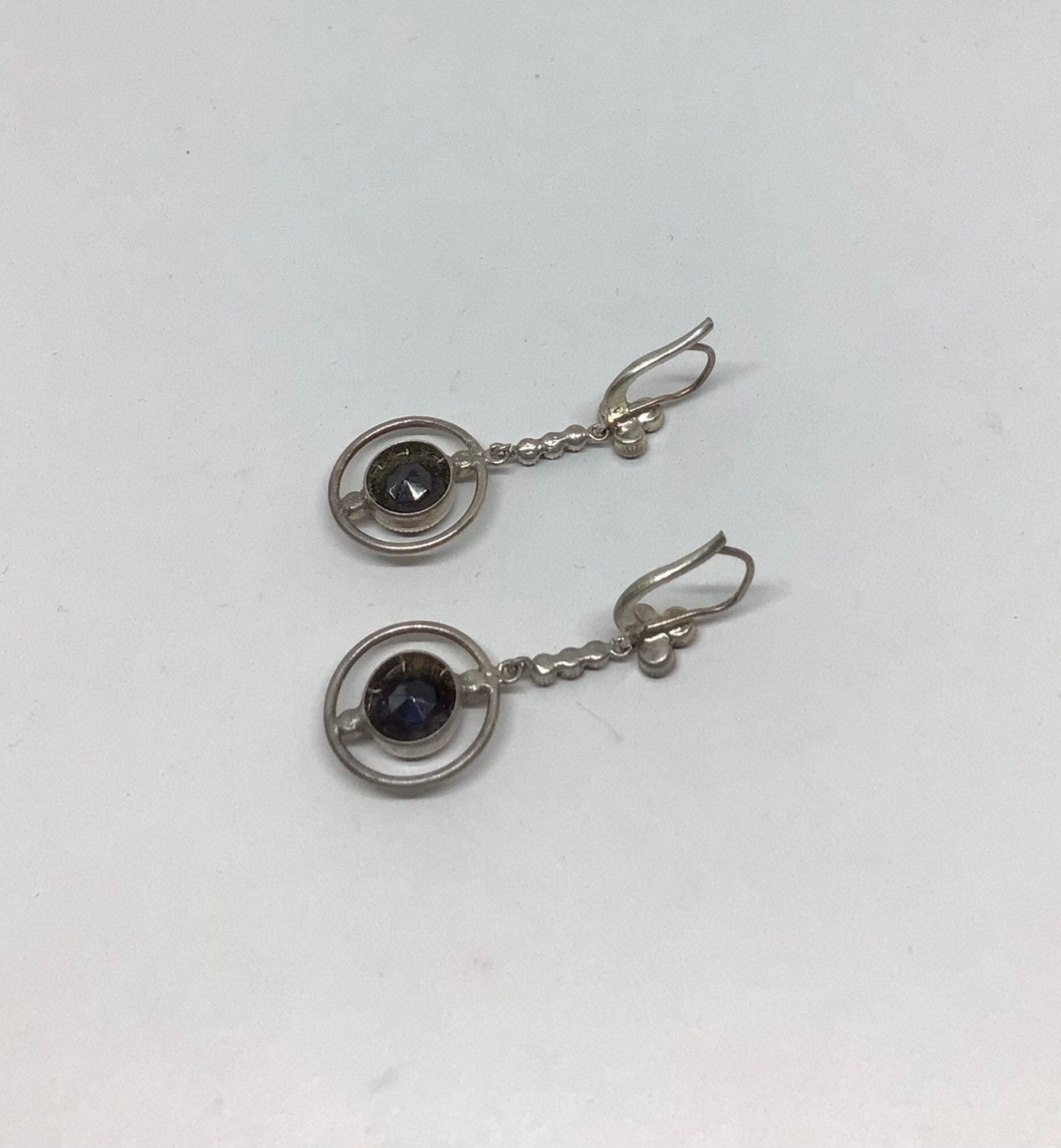 Les Boucles d'Oreilles - Artisans de Madagascar