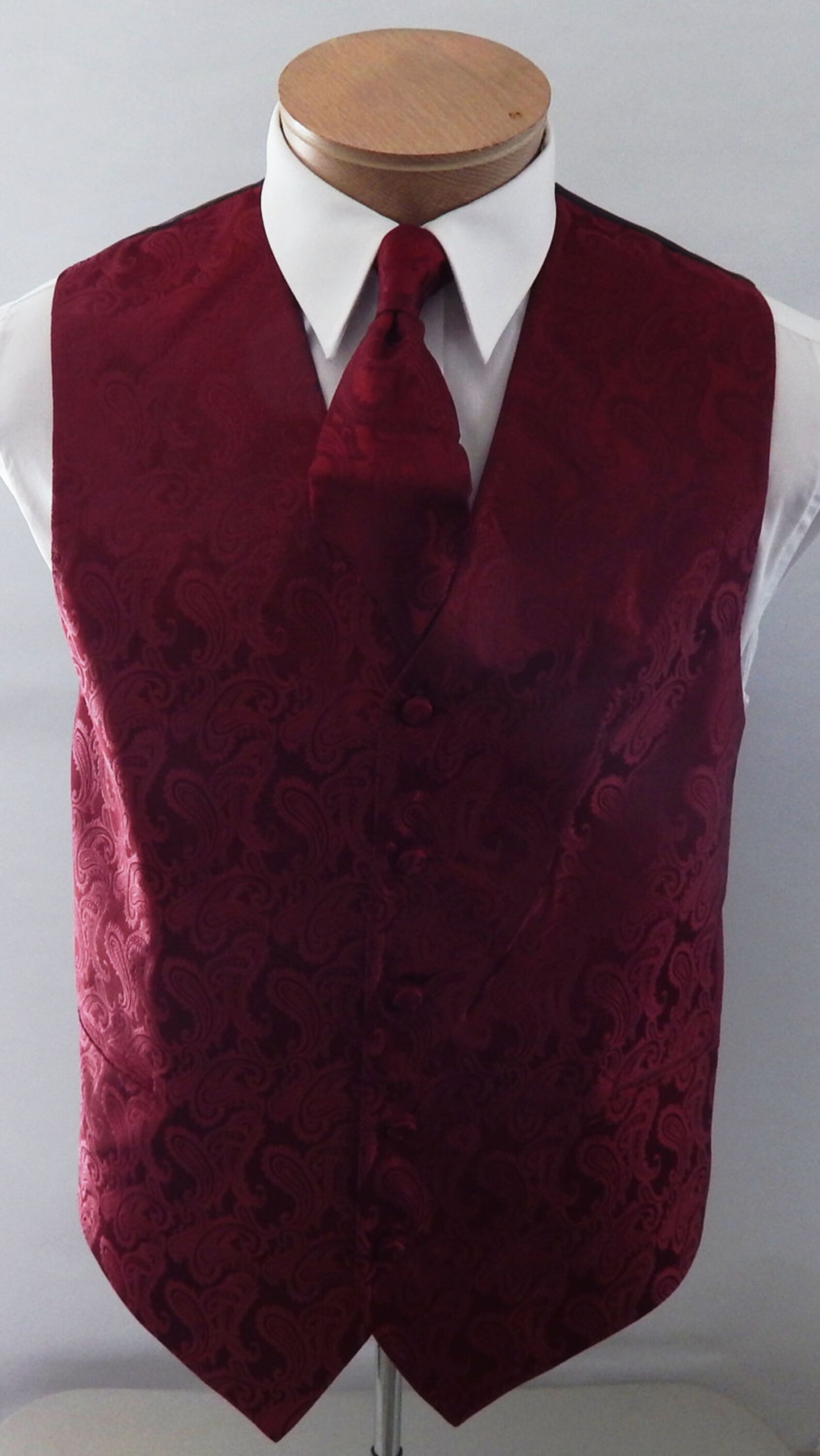 mens burgundy vest and tie