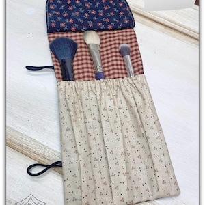 Brush holder pattern, creative sewing project in PDF to make a pencil case for brushes, cutlery, pencils