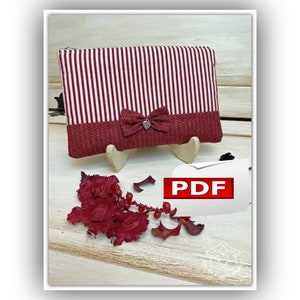 Merry Pouch, cartamodello in PDF, istruzioni cucito creativo, pochette, astuccio foderato con cerniera, packaging con i fiocchi