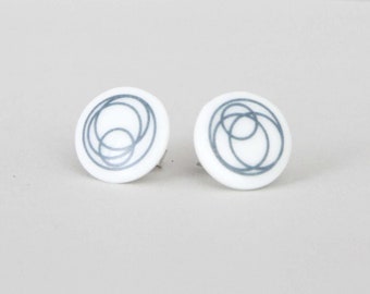 Stud earrings / Porcelaine / Blue decor / Circles / Porcelain jewellery