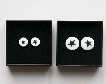 Stud earrings / Snow-white porcelain / Black decor / Star / Porcelaine jewellery