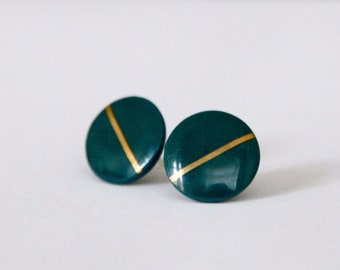 Stud earrings from coloured porcelain / Golden decor / Line / Minimal / Green procelain