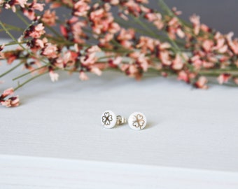 Stud earrings, Mint porcelain, gold leave