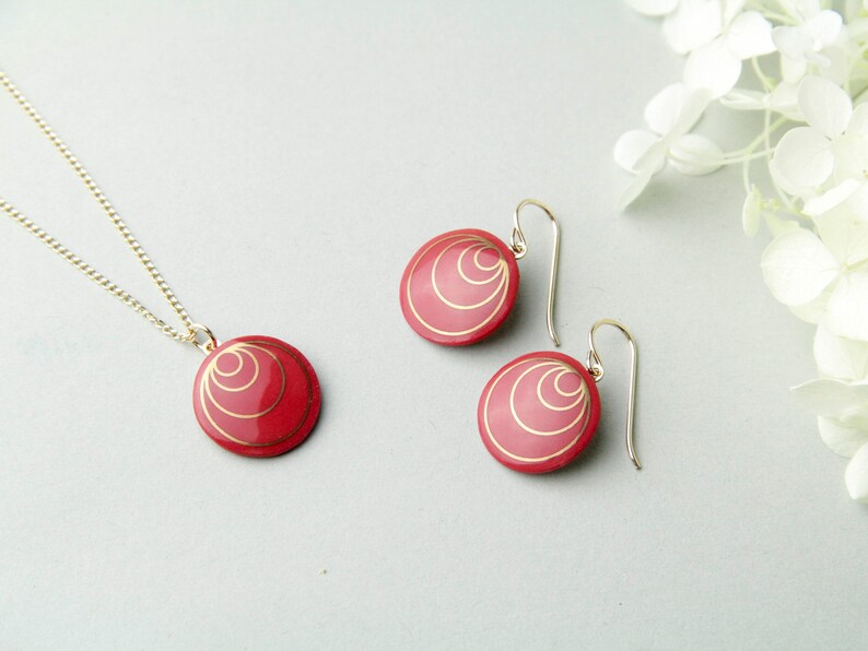 Red porcelain pendant, with gold circles. image 2