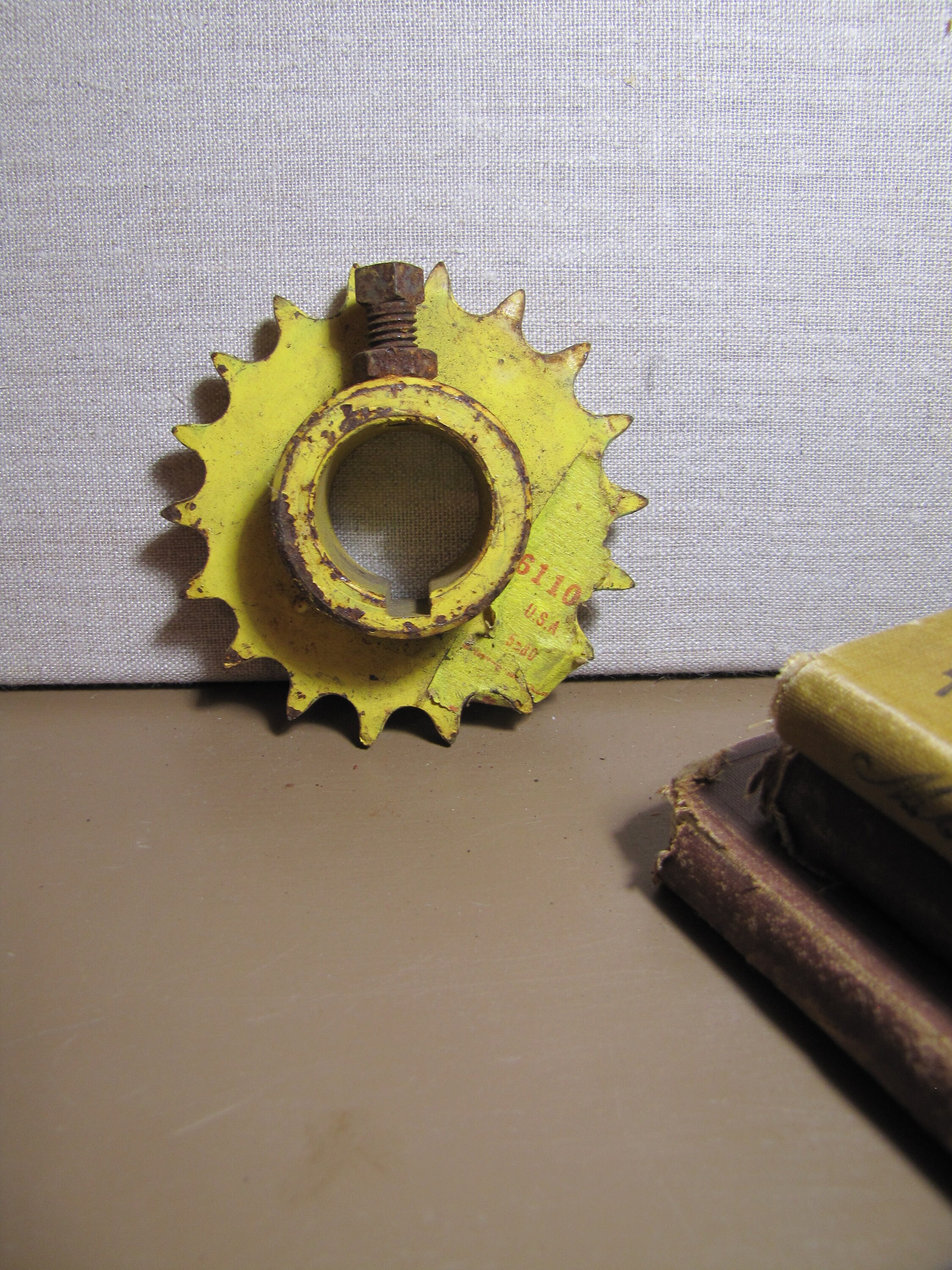 Vintage Cast Iron Gear Yellow Painted Eighteen Teeth Etsy