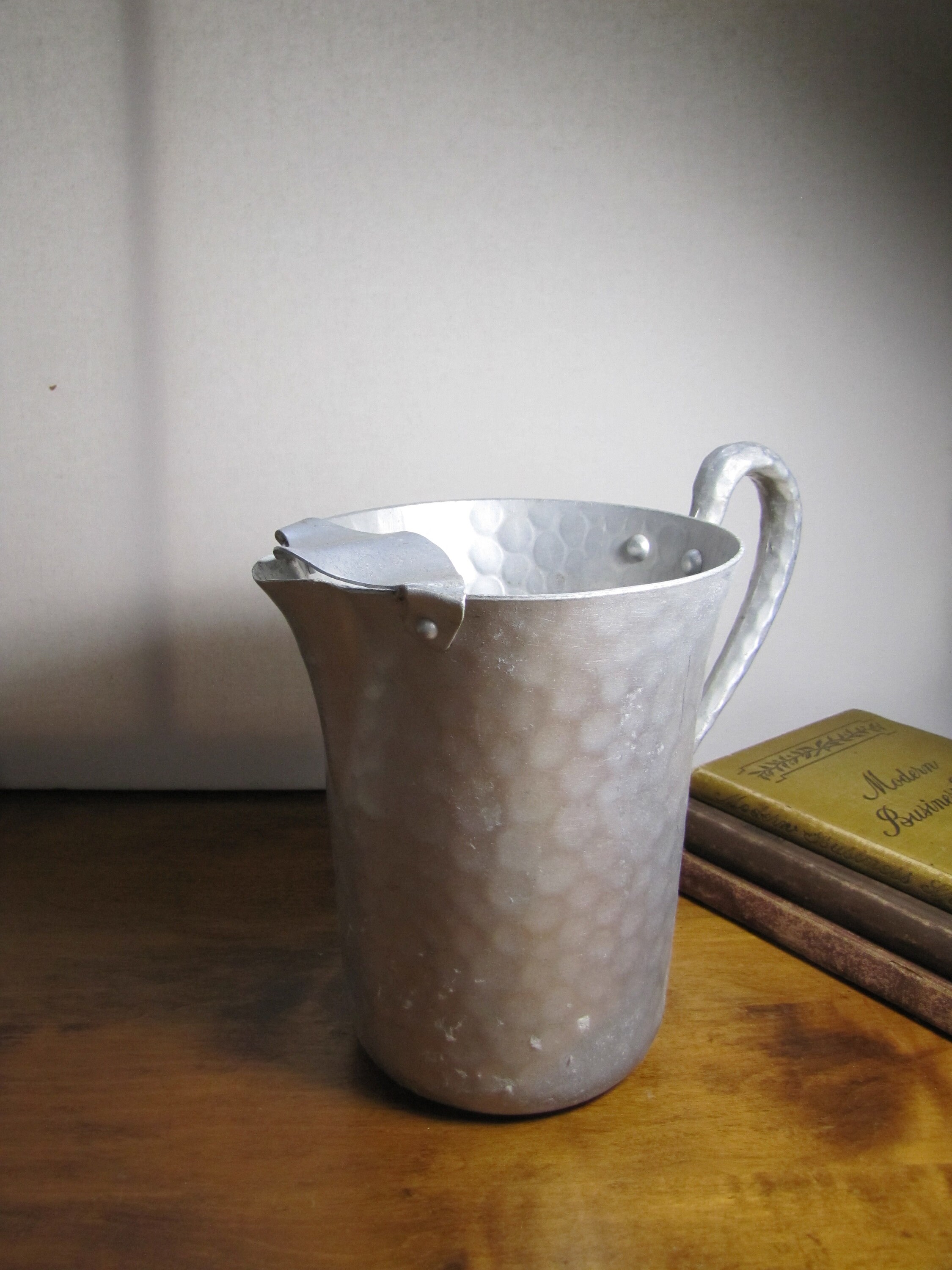 Small Aluminum or Plastic Pouring Pitcher – Lunaforest