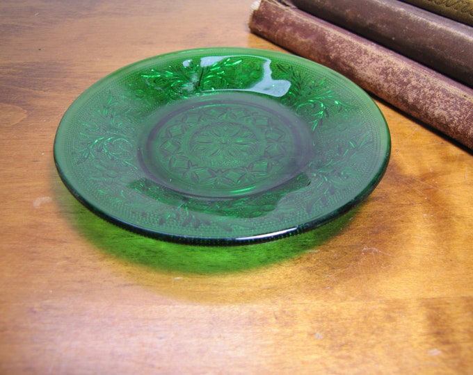 Small Sandwich Glass Plate Emerald Green Etsy