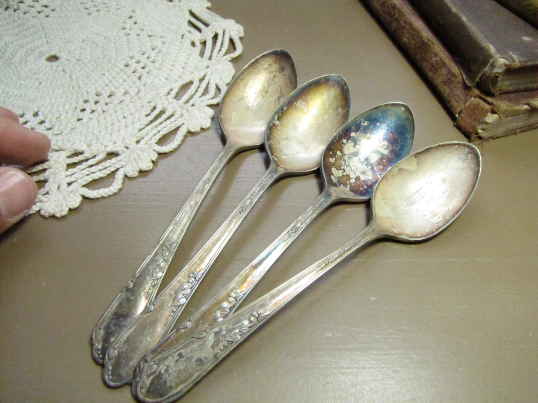 Set of Four (4) Wm. A. Rogers A1 Plus - Oneida Ltd. Teaspoons