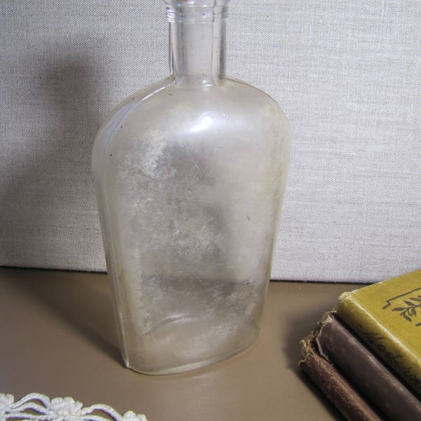 Rounded Shoulder Glass Bottle - Embossed 14 - Short Neck