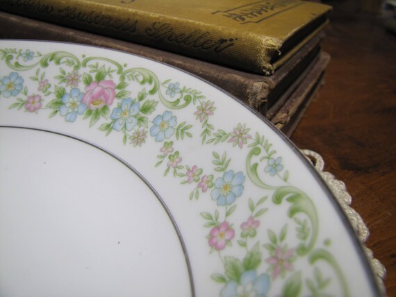 ドレスデン フラワーボウル チューリップ Idylic Fine China - Coupe