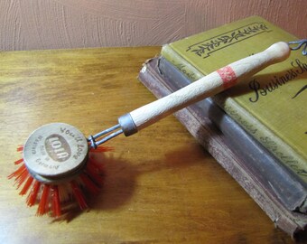 Vintage Lola Scrub Brush - West Germany