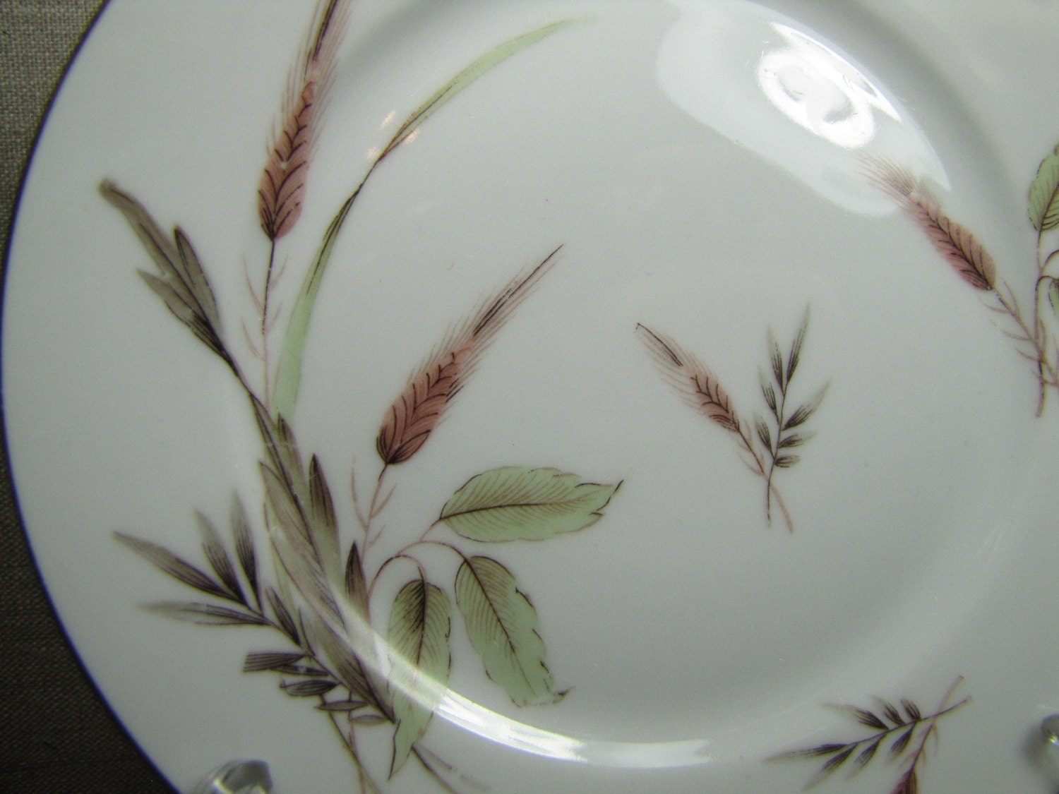 One (1) Zeh Scherzer - Pattern Number 005985 - Gold Wheat Bread