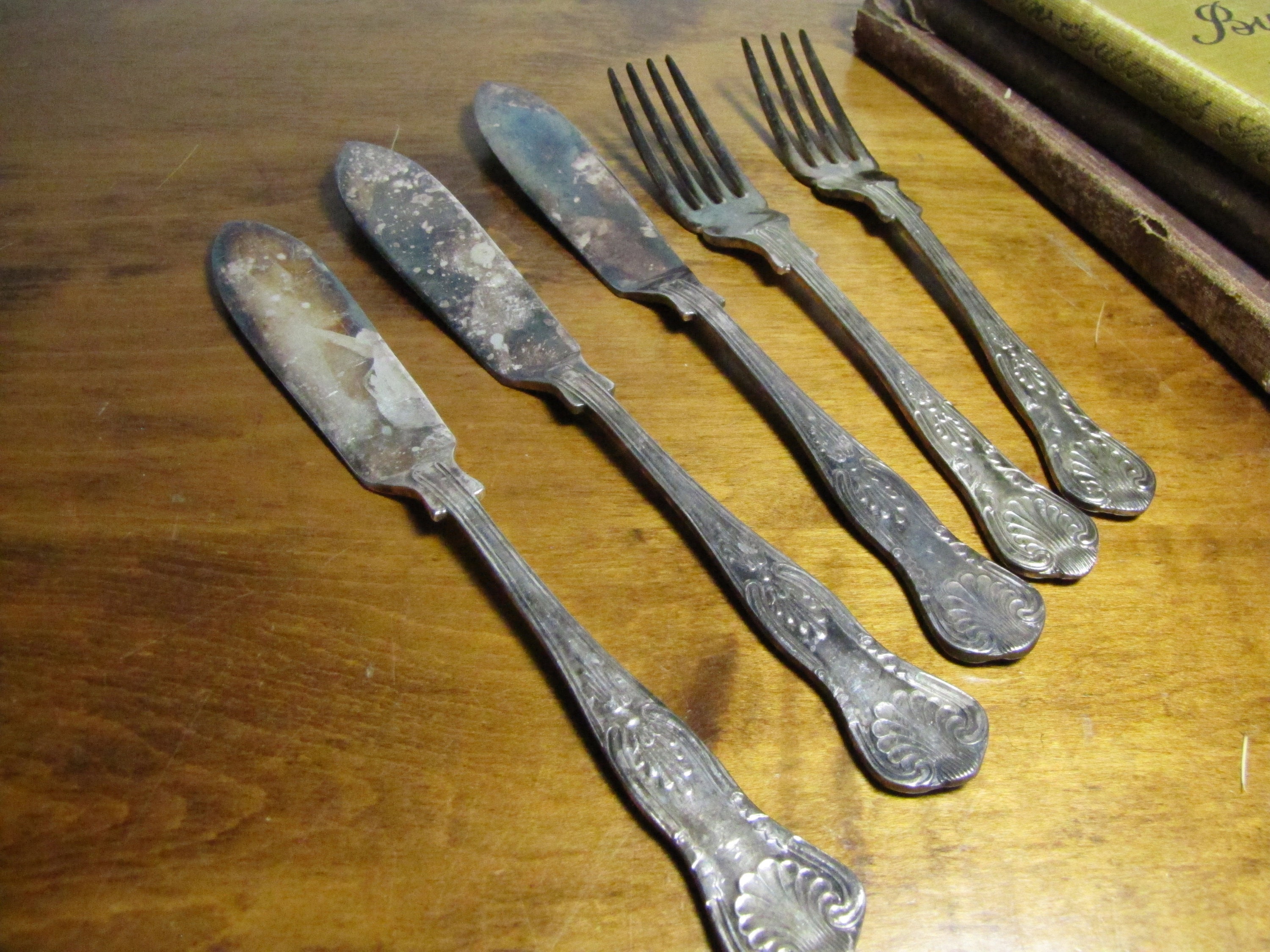 Five 5 Pieces of Vintage Newbridge Flatware 3 Fish Etsy