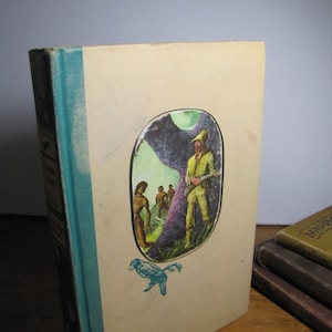 Vintage Book - Robinson Crusoe by Daniel Defoe -Copyright 1946